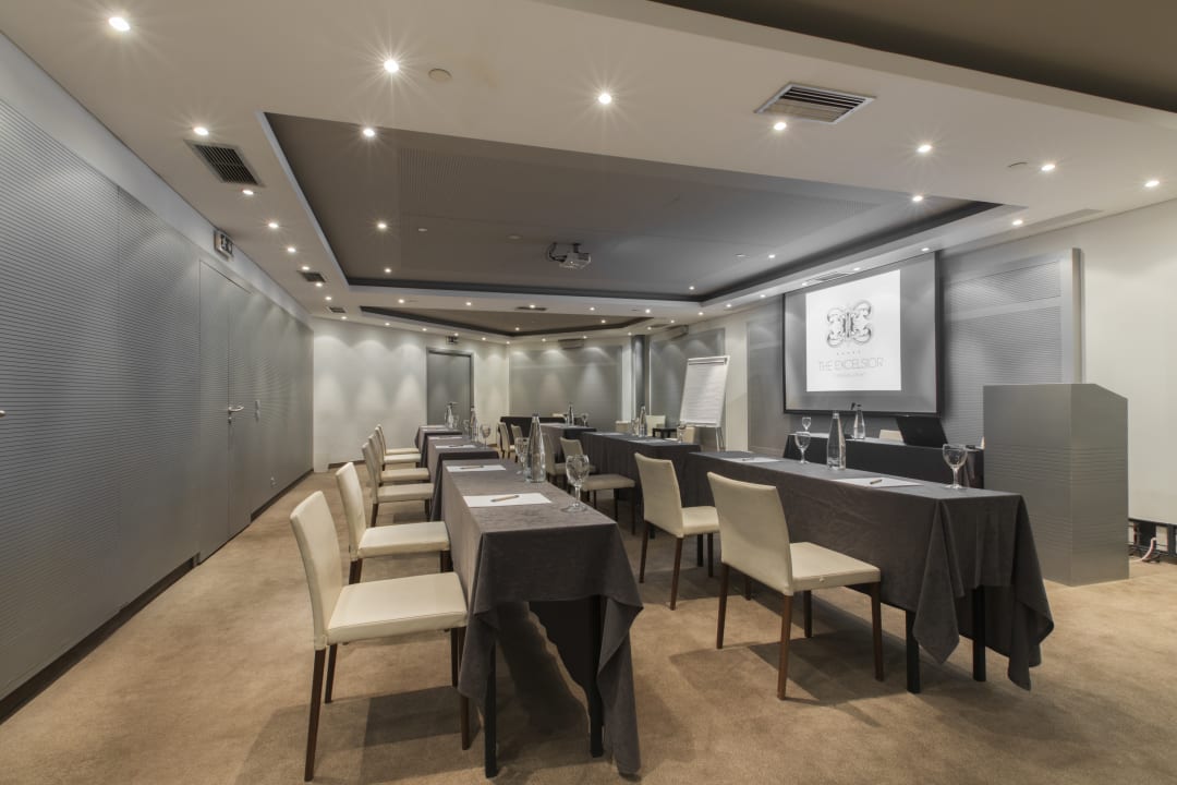 Sonstiges The Excelsior Hotel