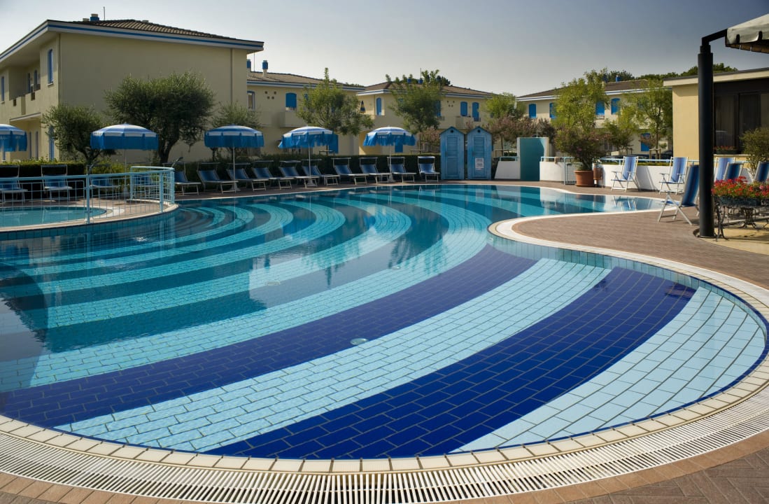 Piscina Hotel Junior  Hotel Junior