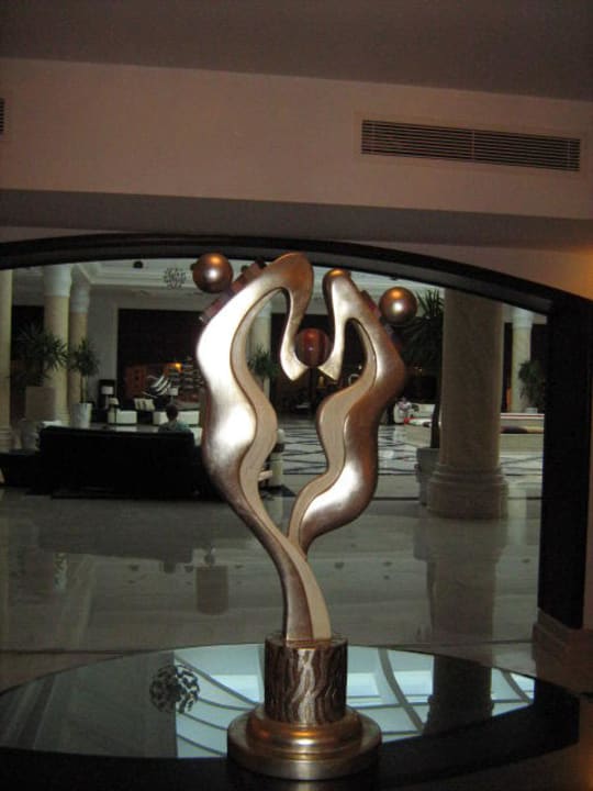 Wunderschöne Skulpturen Premier Le Reve Hotel & Spa
