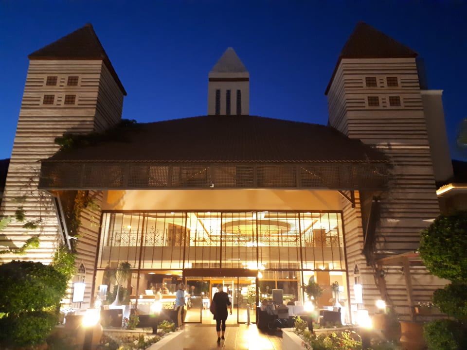 Außenansicht Hotel Turan Prince