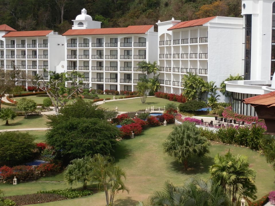 Blick auf Westflügel Dreams Playa Bonita Panama