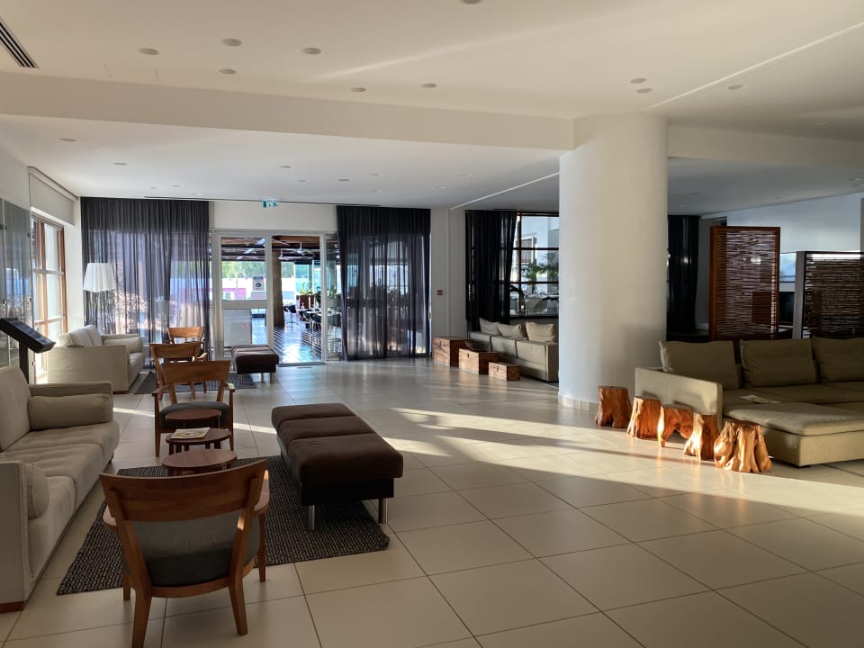 Gastro Napa Mermaid Hotel & Suites