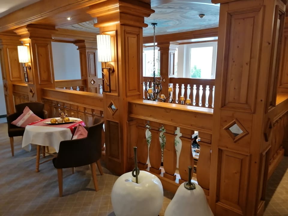 Lobby Parkhotel Burgmühle