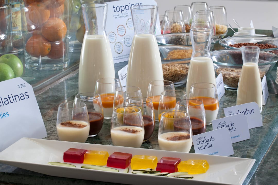 Buffet breakfast NH Ciudad de Santander