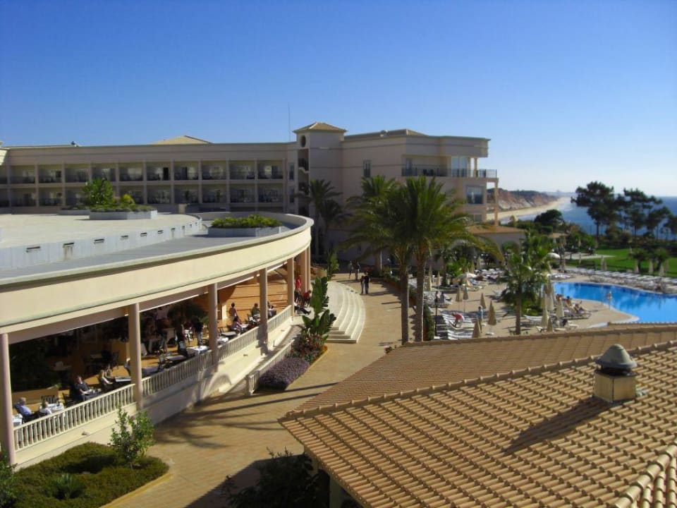 Blick von Zimmer auf Terrasse PortoBay Blue Ocean