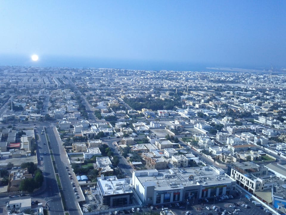 Blick vom Zimmer Richtung Jumeirah Beach Shangri-La Hotel Dubai