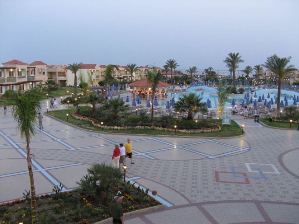 Hauptpool mit Poolbar Lindos Princess Beach Resort & Spa