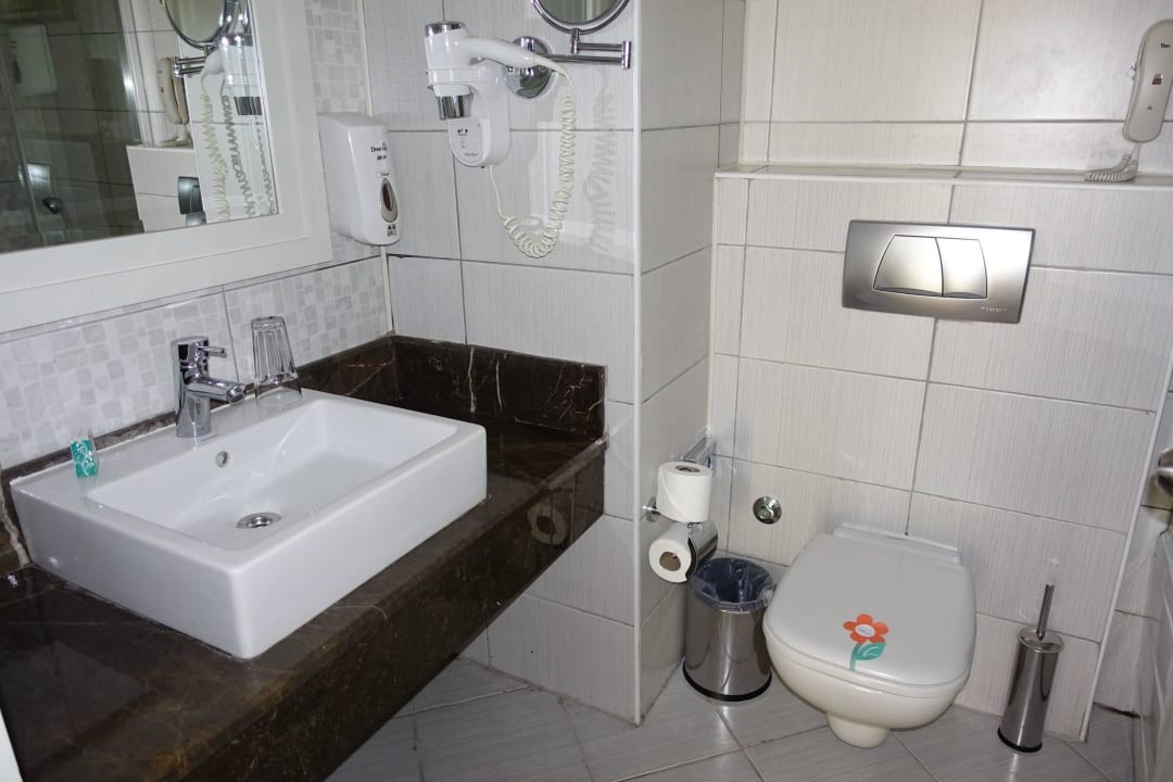 Badezimmer 3145 Alba Queen Hotel