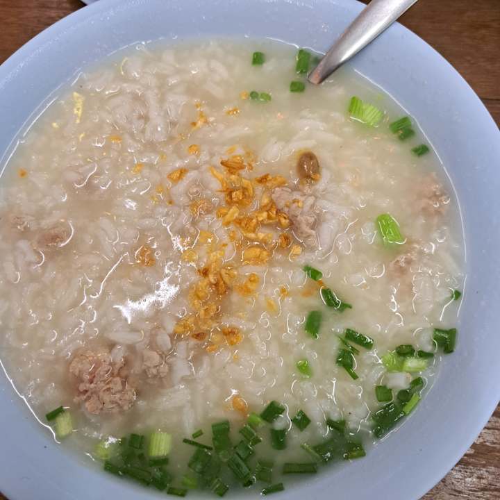 Gastro Hotel Baiyoke Suite