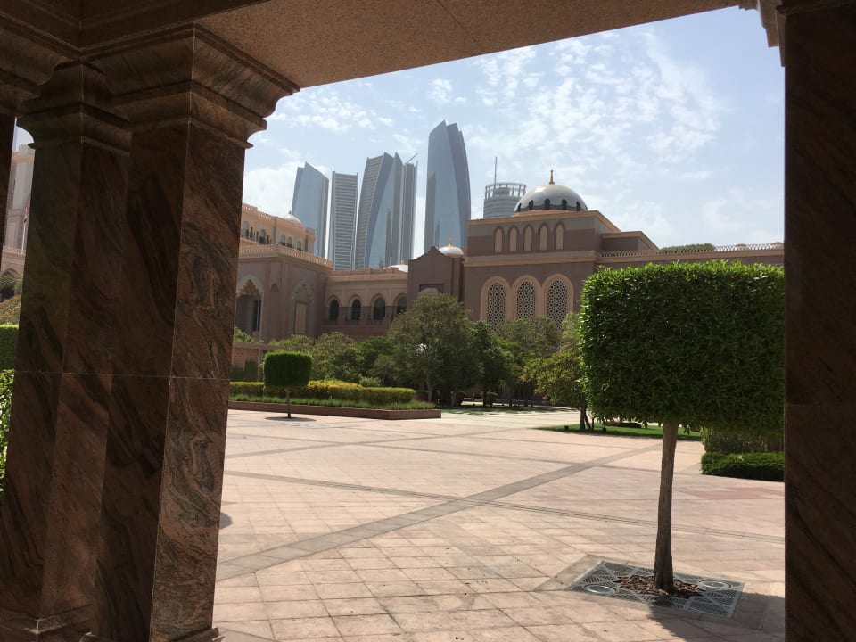 Gartenanlage Emirates Palace Mandarin Oriental