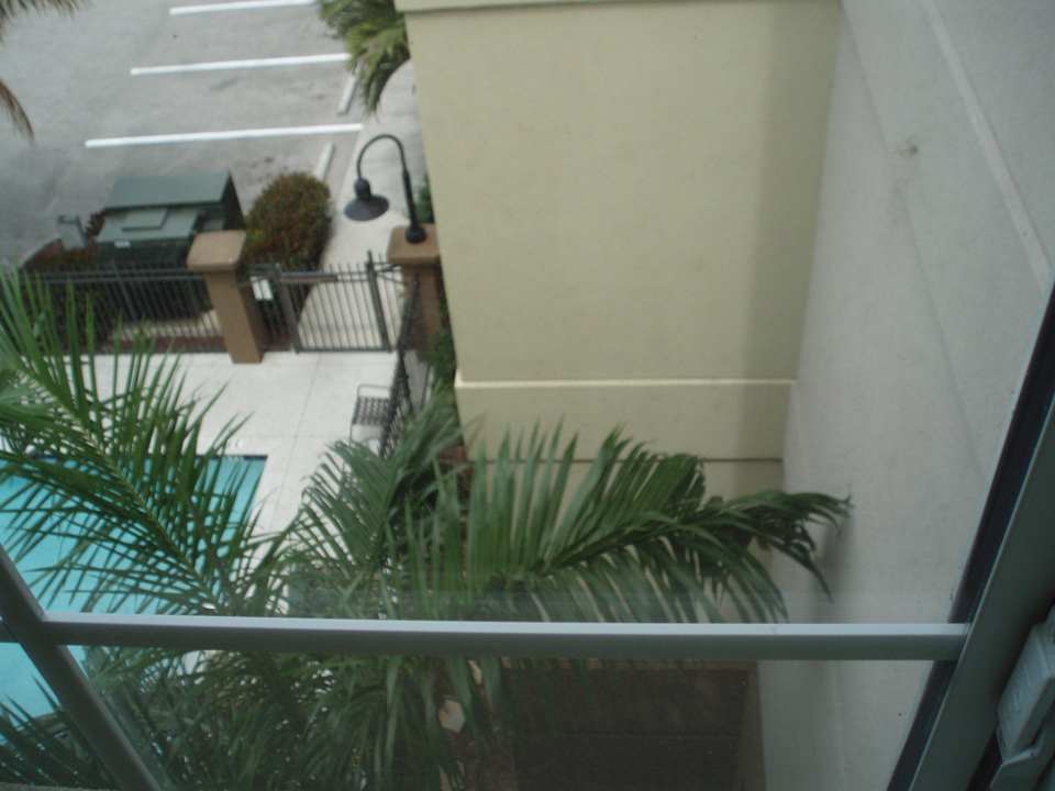 Pool Candlewood Suites Ft Myers I-75