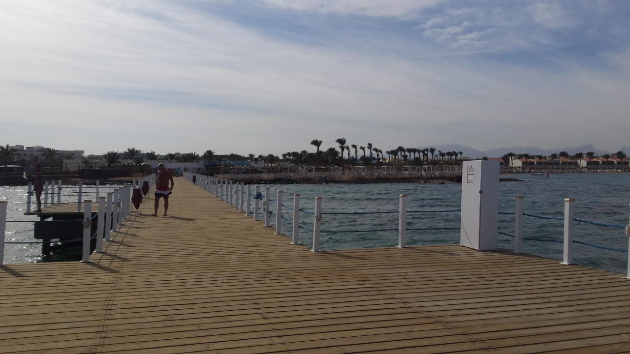 Hotel Steg  Pickalbatros Alf Leila Wa Leila Resort - Neverland Hurghada