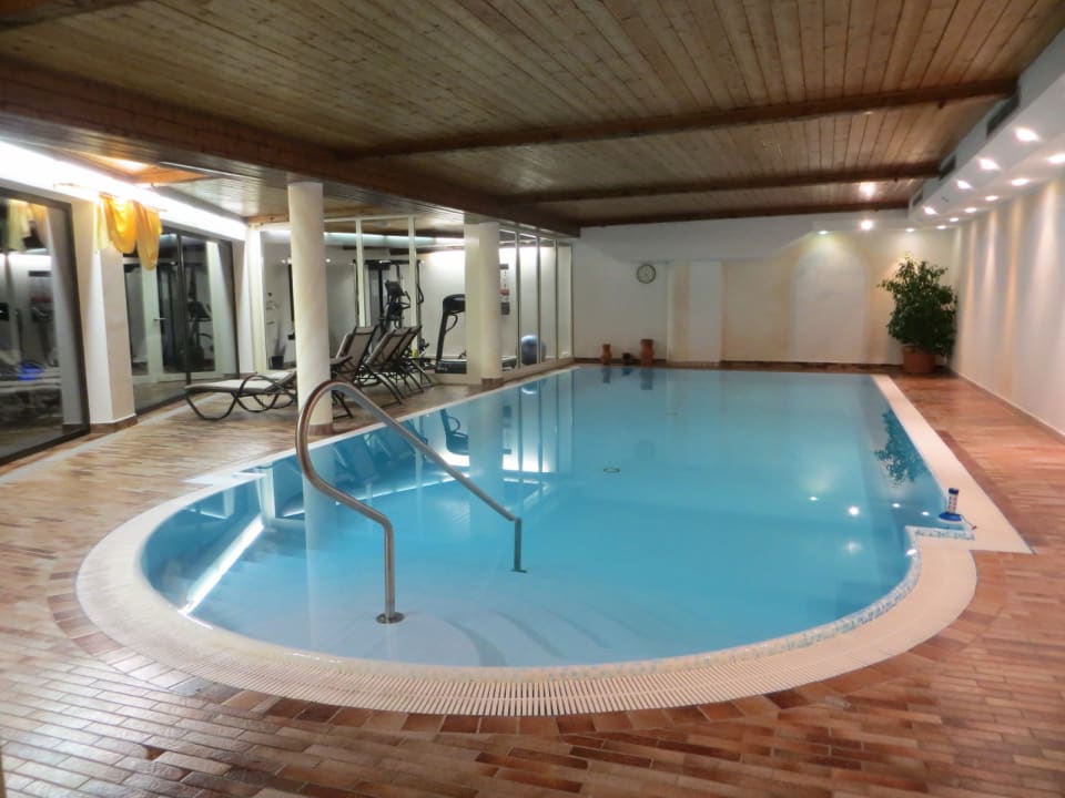 Indoorpool Hotel Tyrol