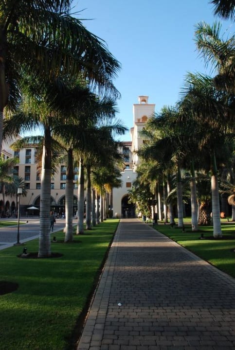 Aleja dojazdowa Lopesan Costa Meloneras, Resort & Spa
