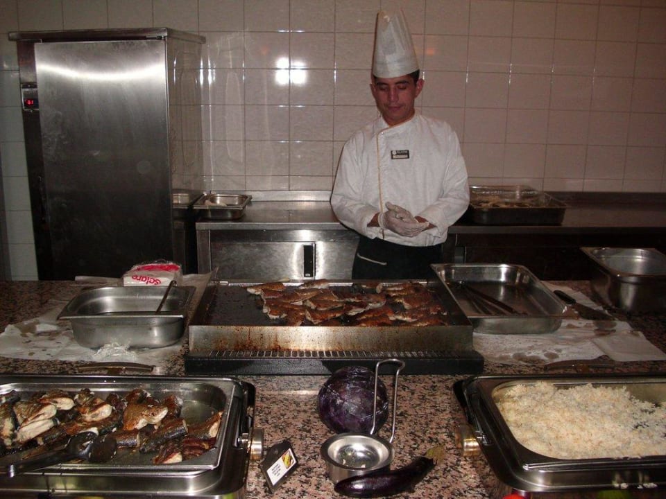 Frisch gegrillt Telatiye Resort