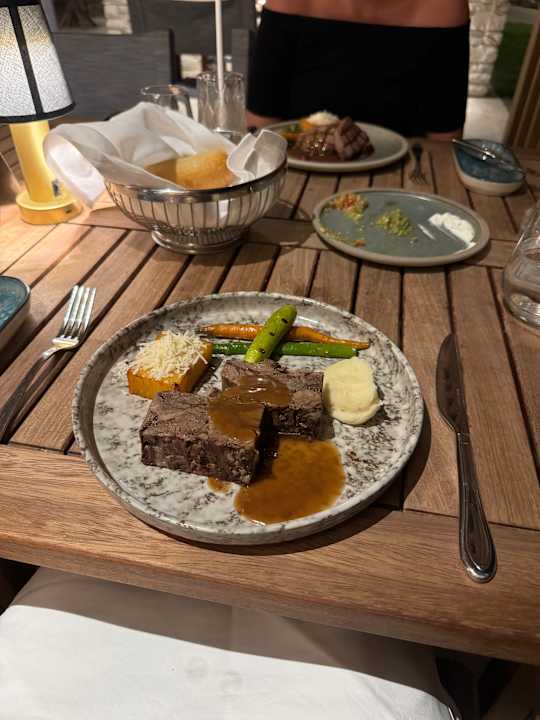 Gastro Anda Barut Collection