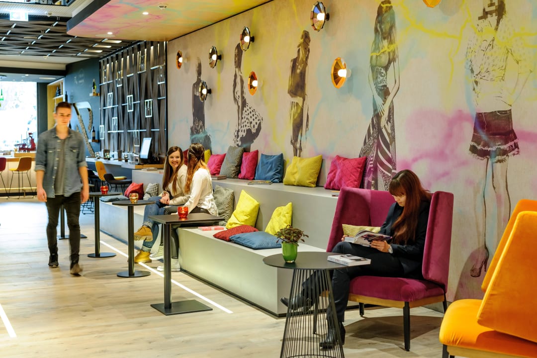 Sitzbereich Mercure Berlin Wittenbergplatz