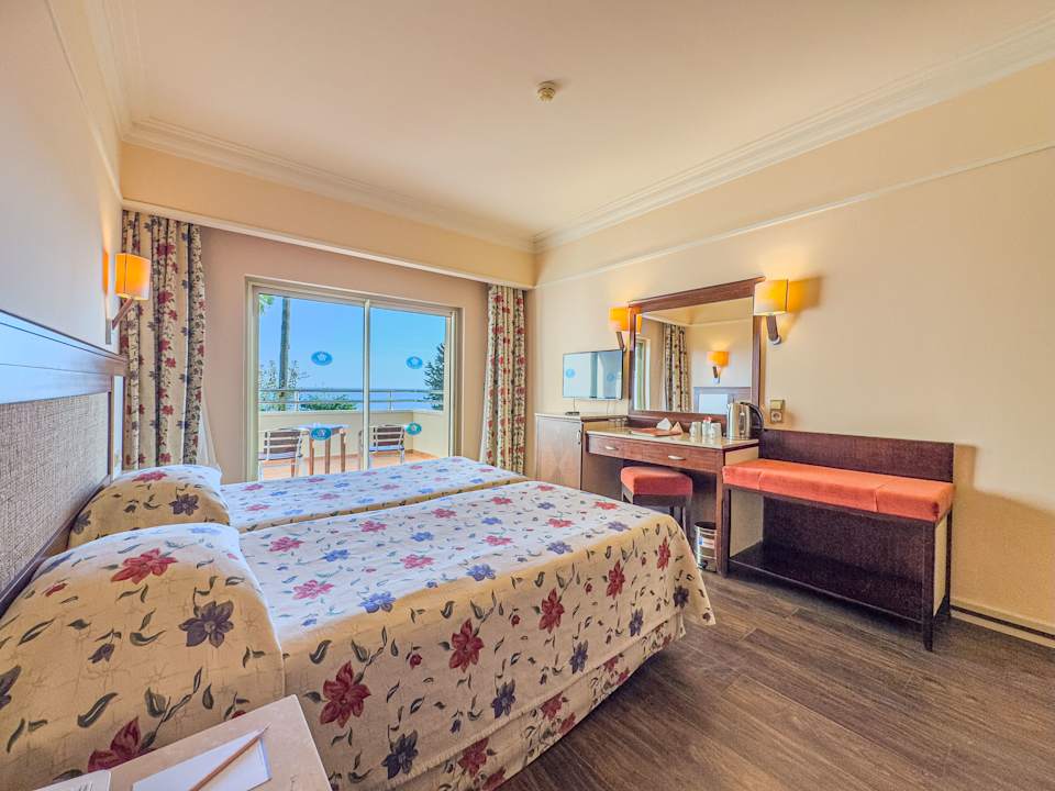 Zimmer Melas Holiday Village