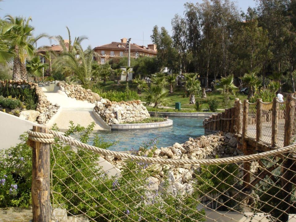 Amazon Aqua World Club Grand Side