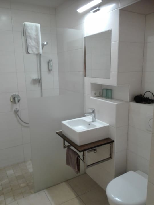 Zimmer Bed & Rooms Wörgl