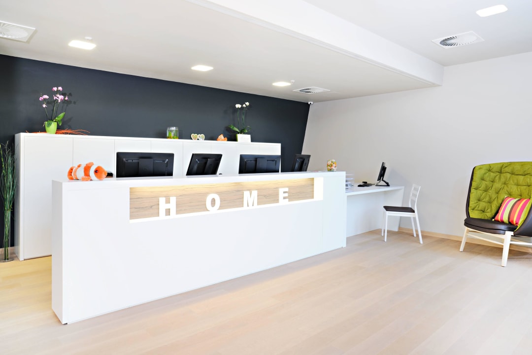 Rezeption Harry's Home Hotel München