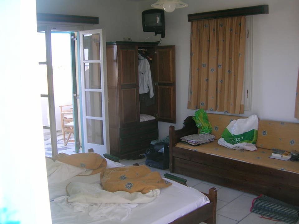 Studio Nr. 6 mit zwei Betten und Sofa Golden Silence Studios