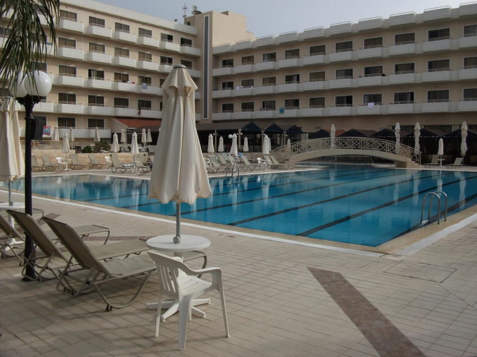 Aussenpool Hotel Nestor