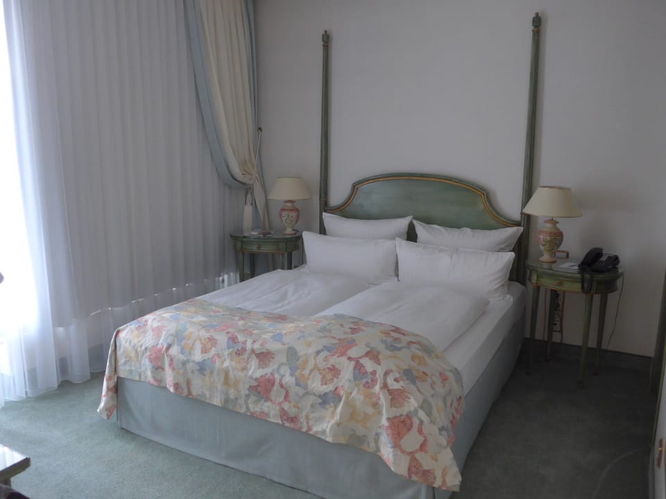 Zimmer Bernstein Villa Kastania