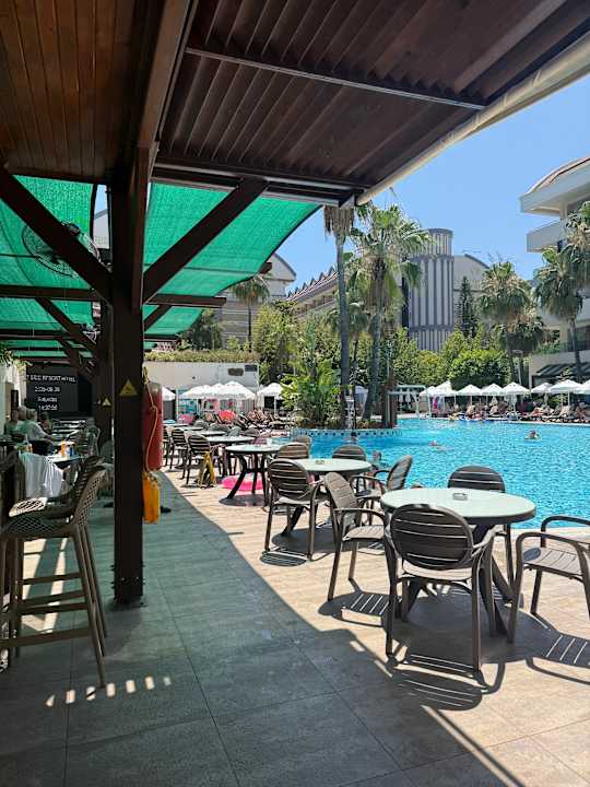 Pool Port Side Resort Hotel