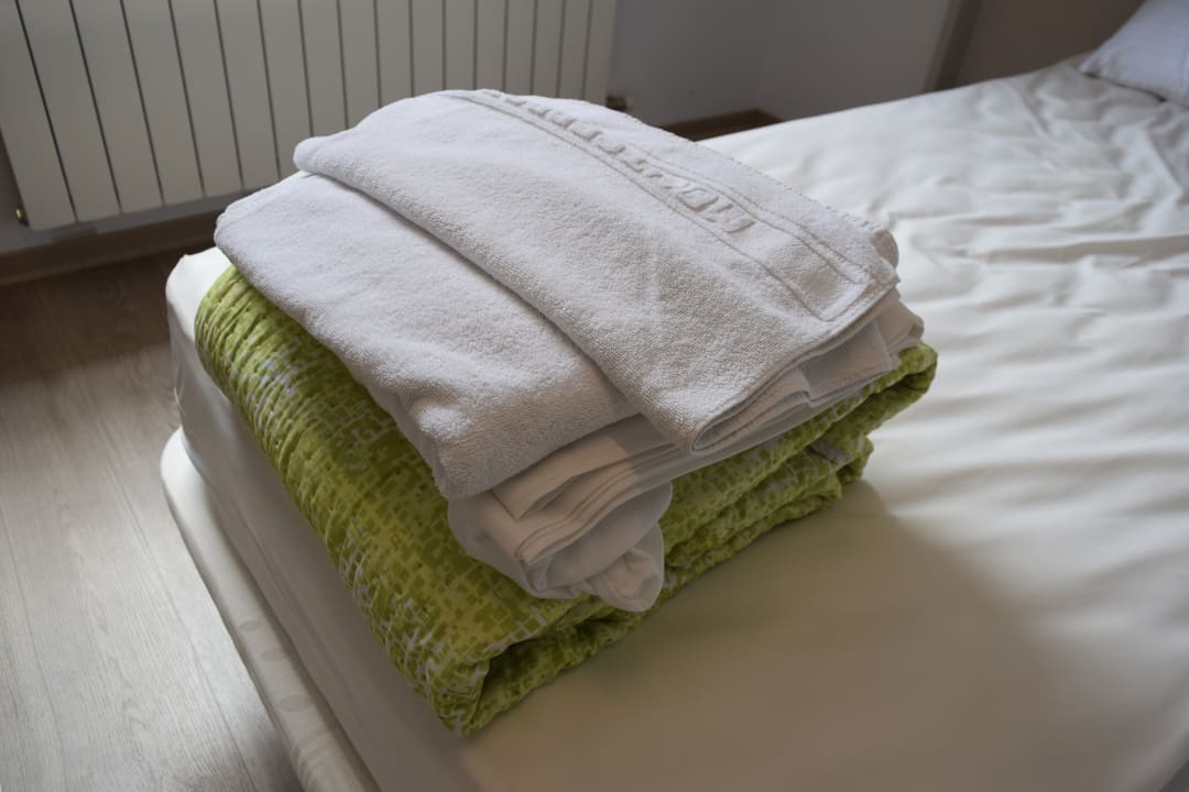 Zimmer Alberg Abat Oliba