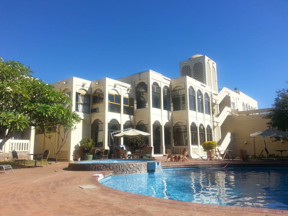 Hotel mit Pool Rainbow Hotel