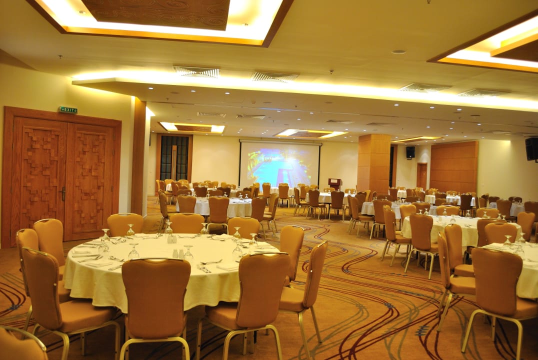 Al Multaqa Ballroom  Ramada Resort Dead Sea