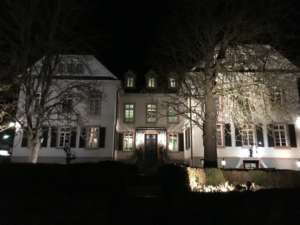 Außenansicht Hotel Herrenhaus von Löw