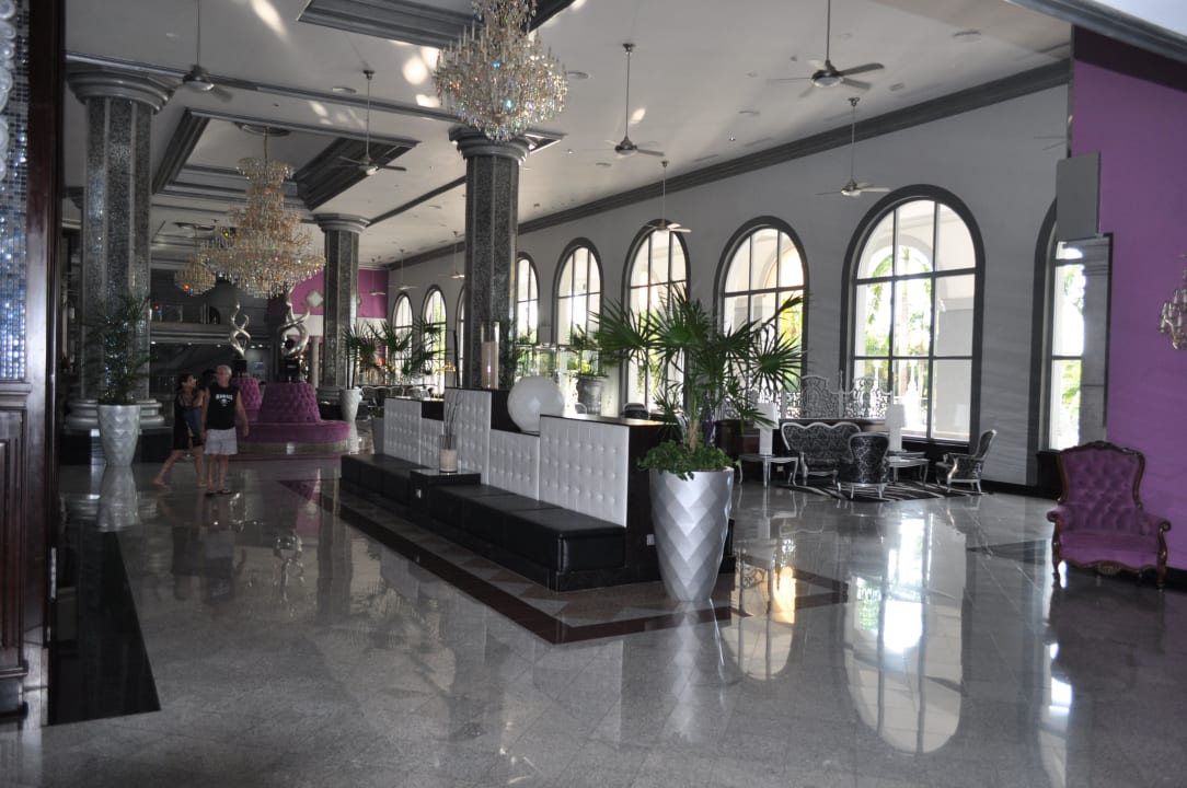 Hoteleingang Hotel Riu Palace Mexico