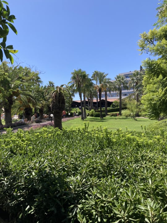 Gartenanlage Sunrise Resort Hotel