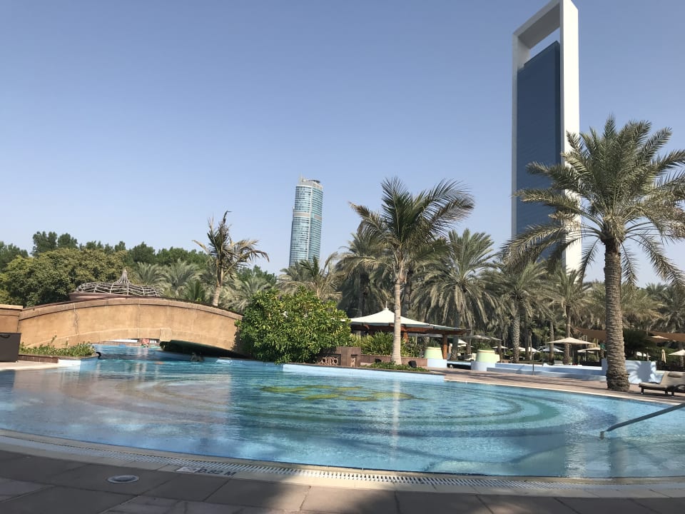 Pool Emirates Palace Mandarin Oriental