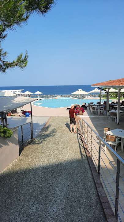 Pool Istion Club & Spa