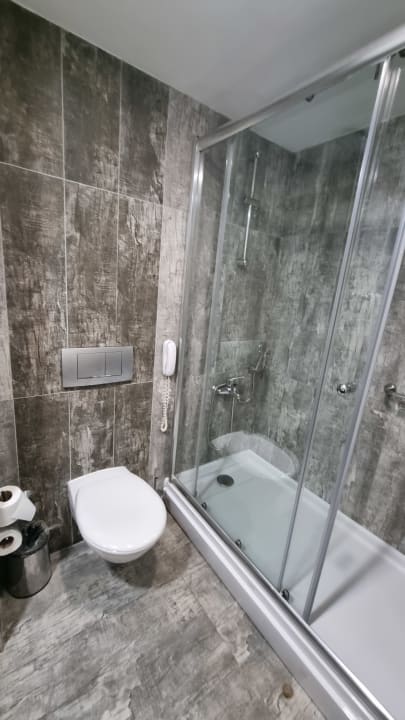 Zimmer Saturn Palace Resort Hotel