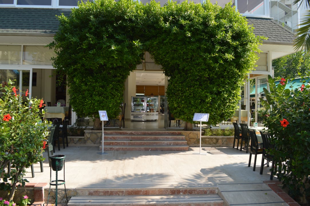 Eingang Restaurant Hotel Gardenia Beach