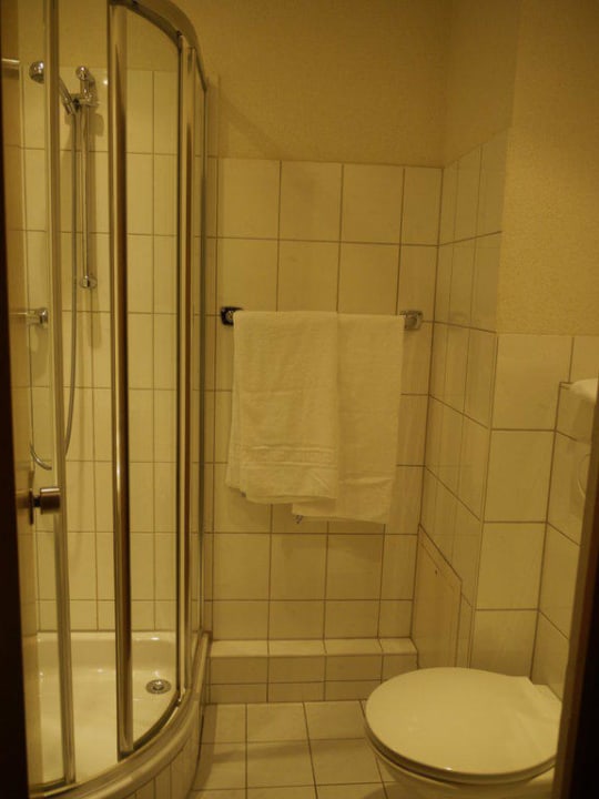 Badezimmer/ Toilette ibis Styles Strasbourg Centre Gare