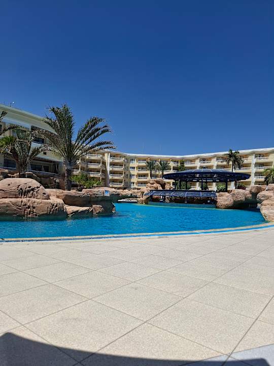 Pool Palm Royale Resort - Soma Bay