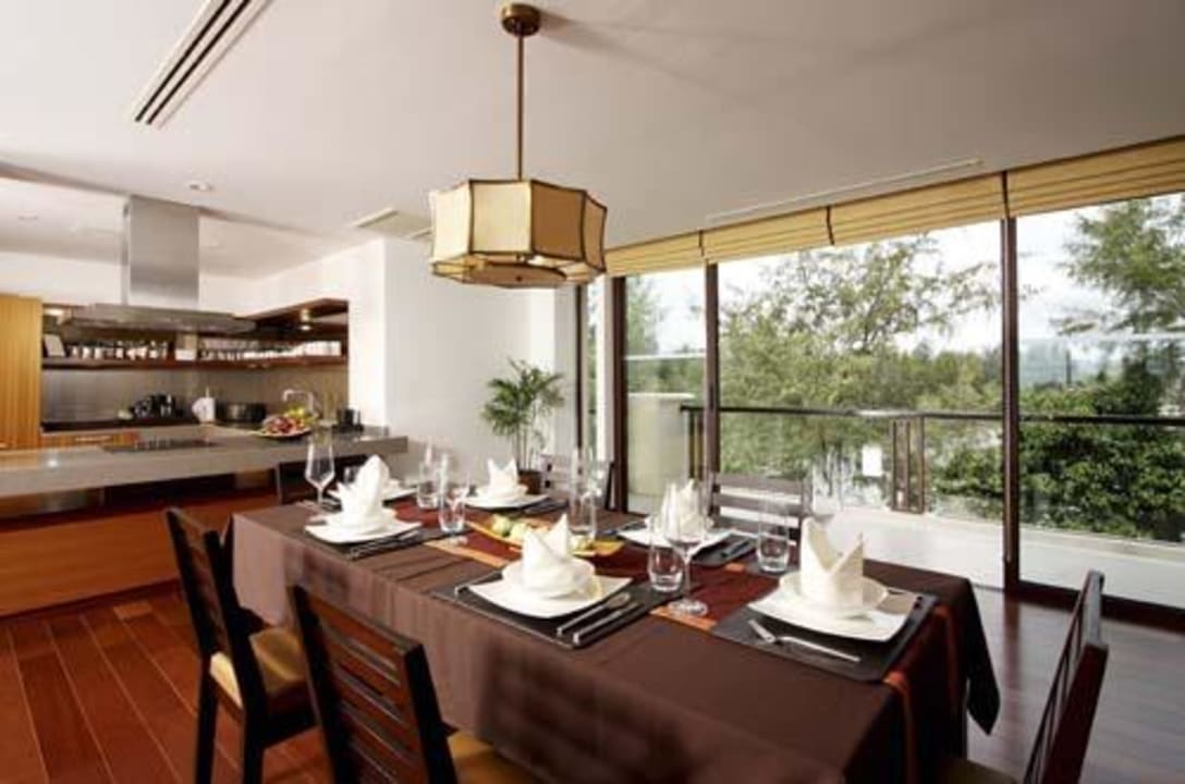 Deluxe suite 3 bedrooms Mövenpick Resort Bangtao Beach Phuket