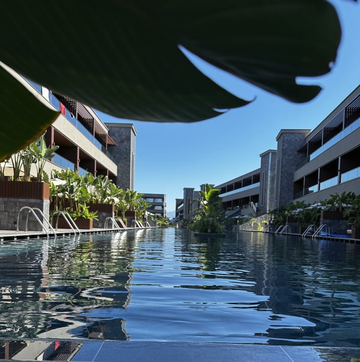 Pool Jacaranda Luxury Resort