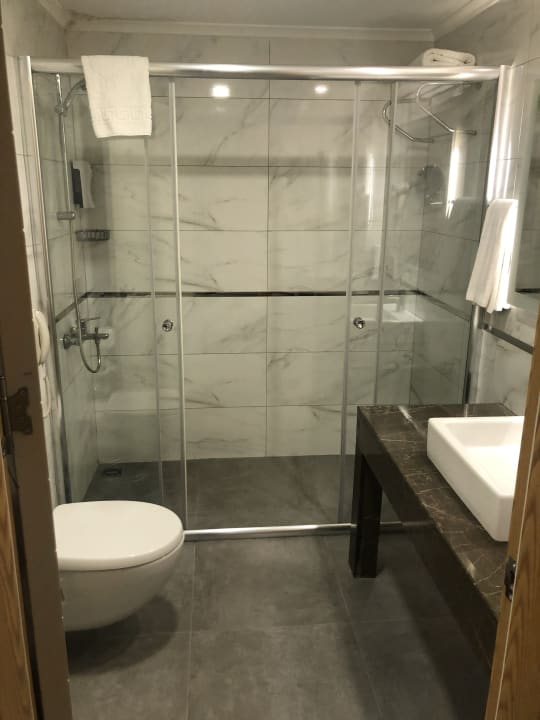 Zimmer Glamour Resort & Spa