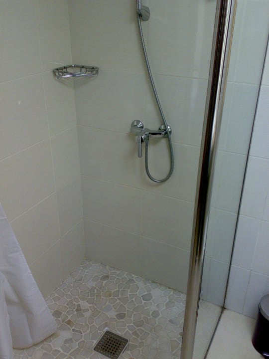 Dusche HL Miraflor Suites Hotel