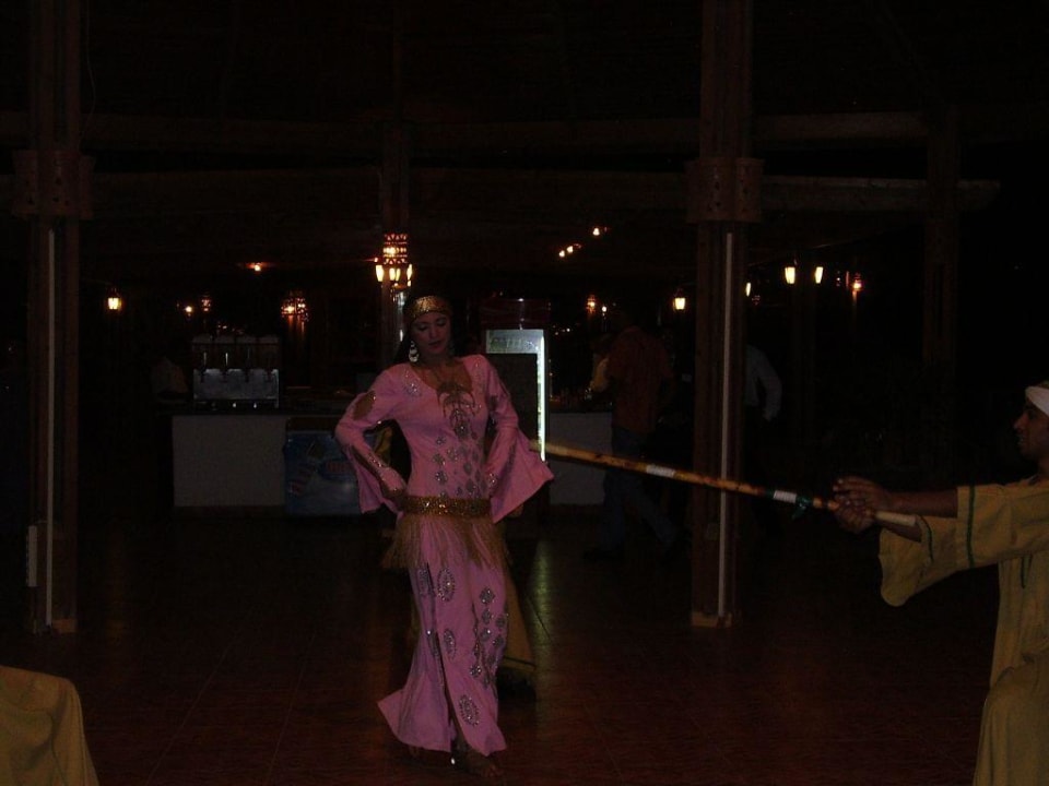 Przedstawienie dla turystów Three Corners Equinox Beach Resort