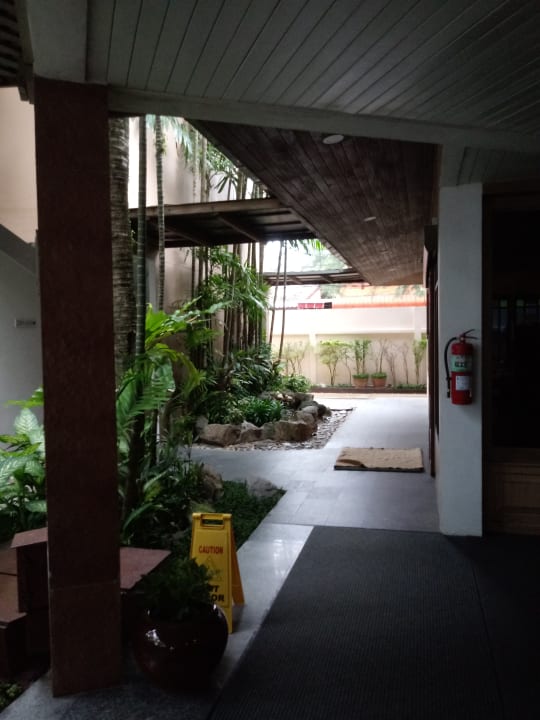 Gartenanlage Best Western Premier Bangtao Beach Resort & Spa