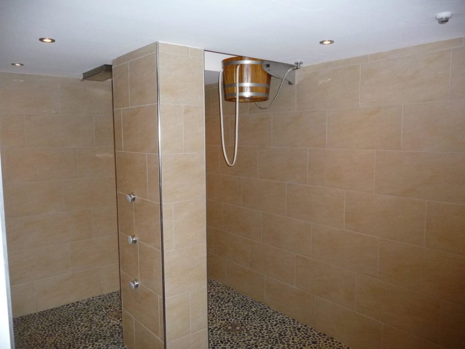 Abkühlung nach der Sauna Hotel Der Waldhof