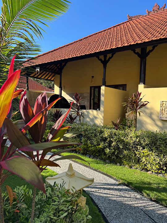 Außenansicht Teluk Karang Dive & Spa Resort Bali