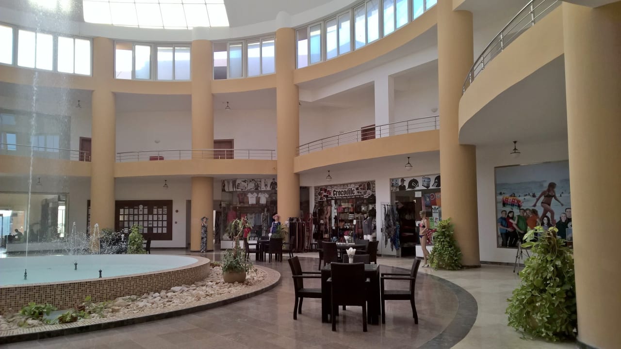 Lobby Three Corners Equinox Beach Resort